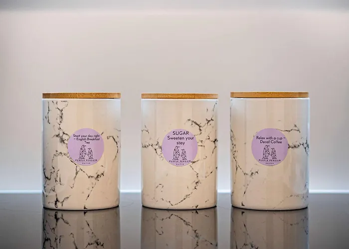 Luxury 2br Penthouse-1, Private Terrace, Center, Free Parking *