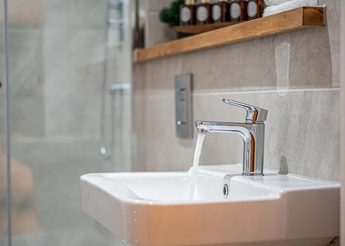 Luxury 2br Penthouse-1, Private Terrace, Center, Free Parking * Лідс