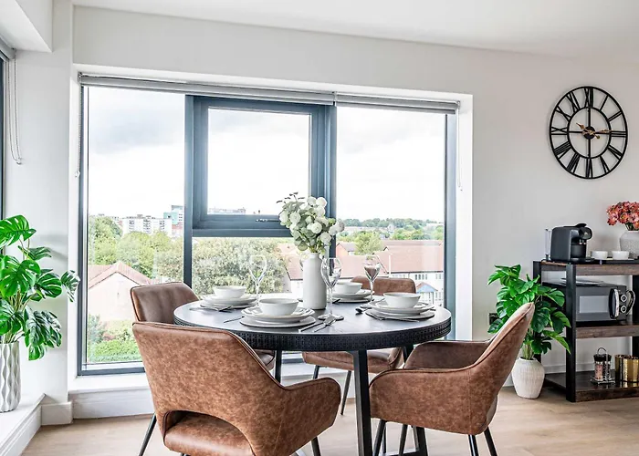 Апартаменти Luxury 2br Penthouse-1, Private Terrace, Center, Free Parking