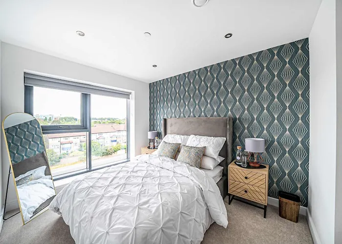 Апартаменти Luxury 2br Penthouse-1, Private Terrace, Center, Free Parking